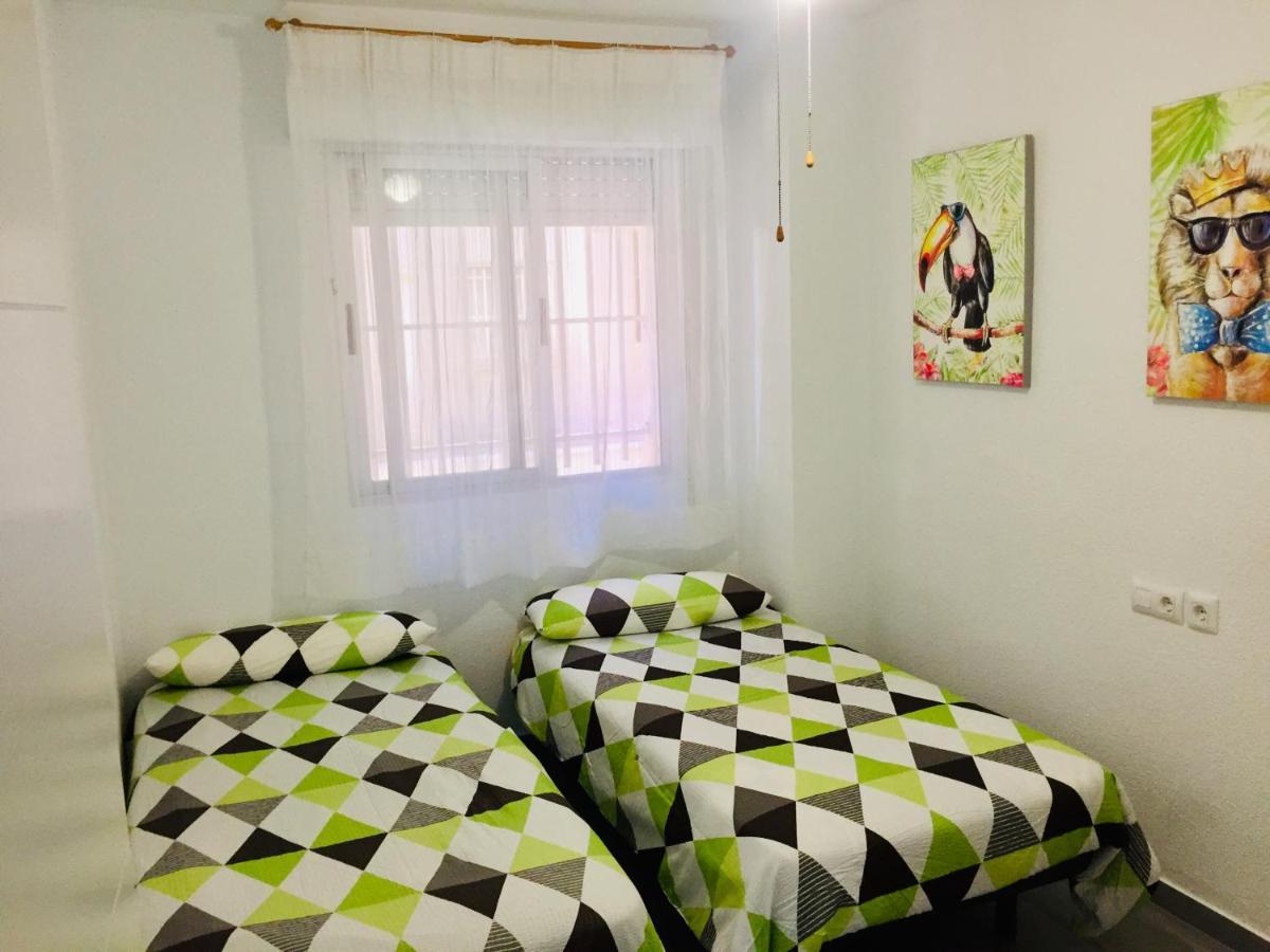 Apartamento Santa Pola"The Guitar" 300 M De La Playa Dış mekan fotoğraf