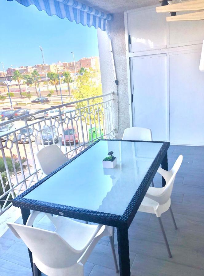 Apartamento Santa Pola"The Guitar" 300 M De La Playa Dış mekan fotoğraf